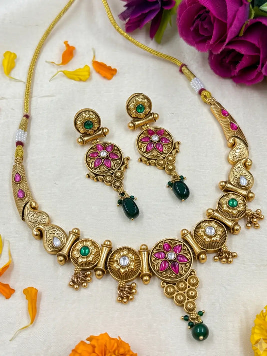 Traditional Gold Plated Floral Design Antique Golden Kundan Necklace Set For Women