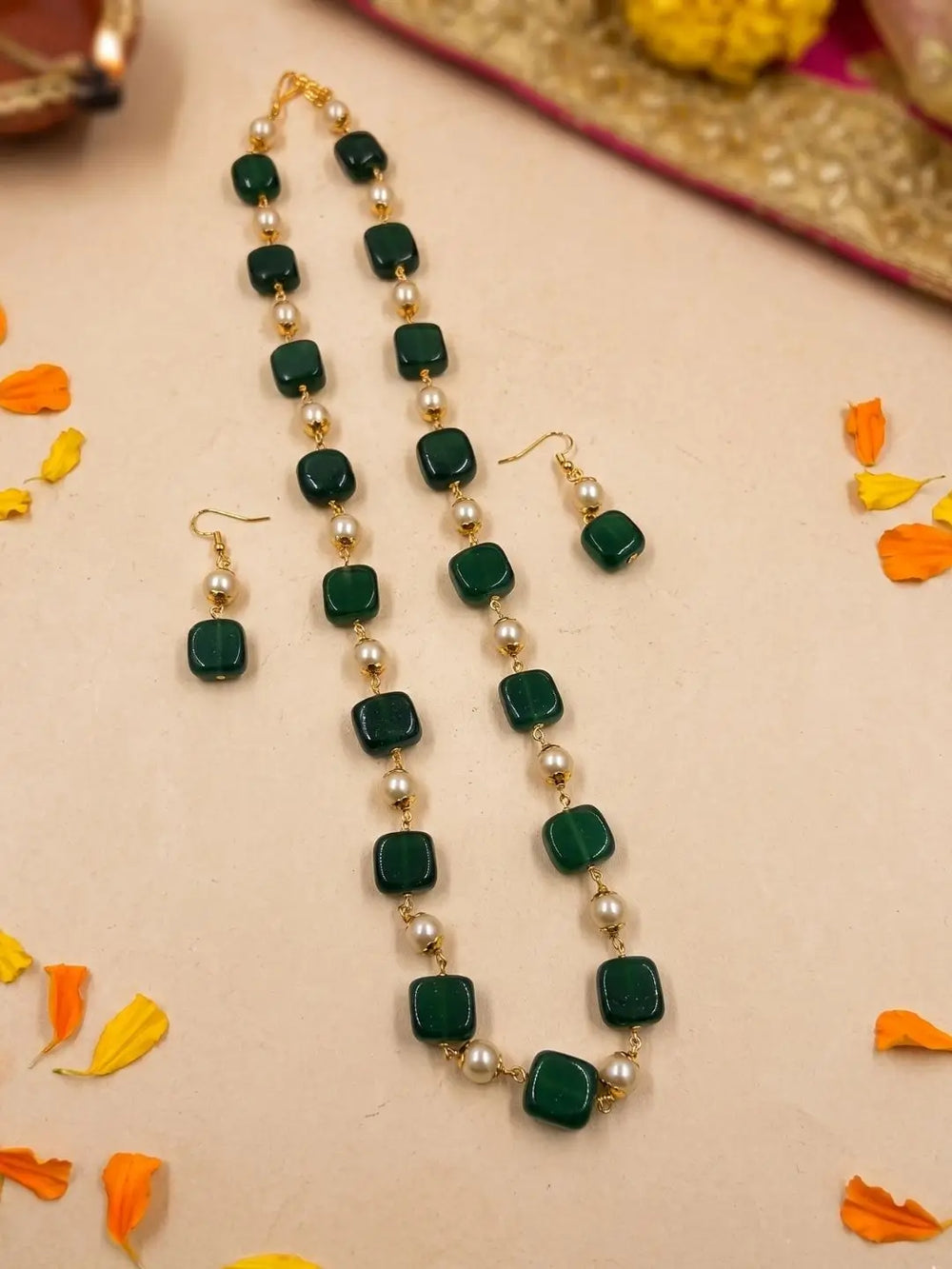 Elegant Natural green colour Jade Beads And Pearls Long Beaded Necklace - Gemstone Beaded Jewelry